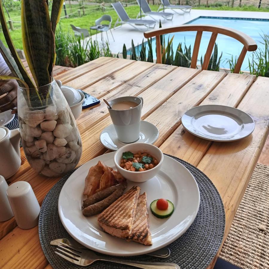 Muchenje Xhabe Safari Lodge Chobe מראה חיצוני תמונה