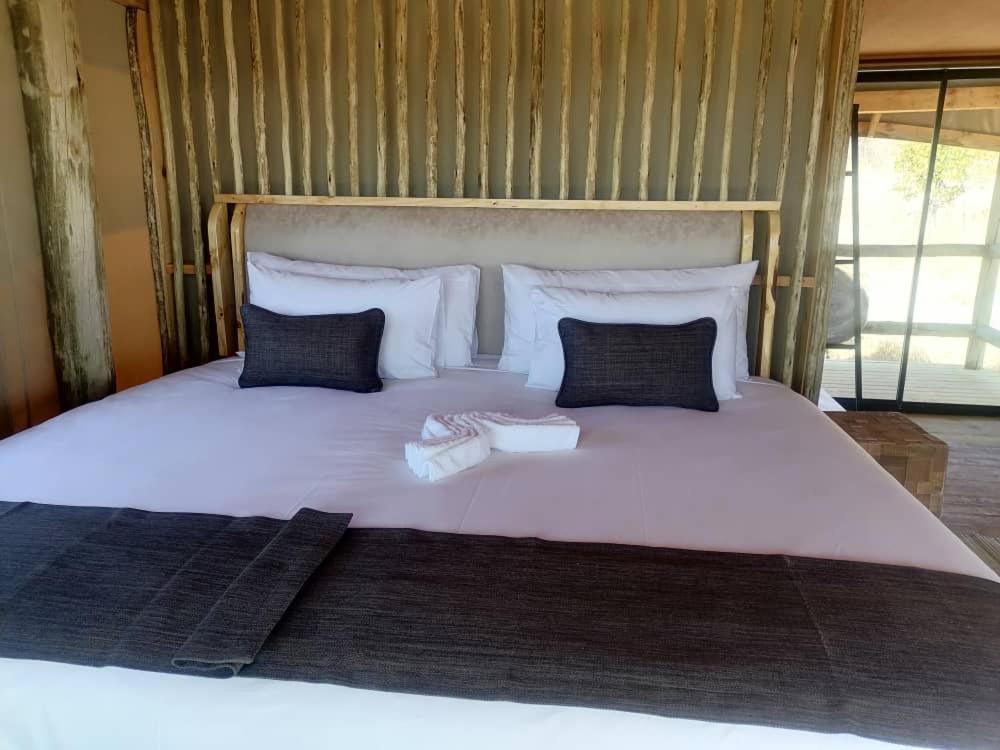 Muchenje Xhabe Safari Lodge Chobe מראה חיצוני תמונה