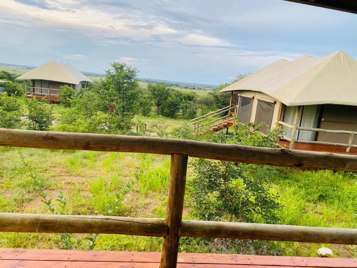 Muchenje Xhabe Safari Lodge Chobe מראה חיצוני תמונה